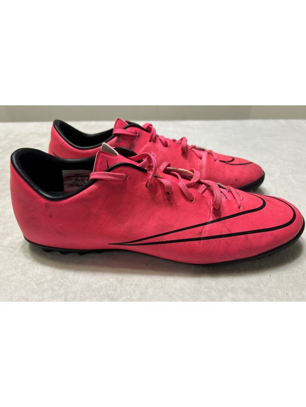 Nike Soccer Cleats Men’s Size 11.5 Mercurial Victory V TF Pink Futsal Turf Rare